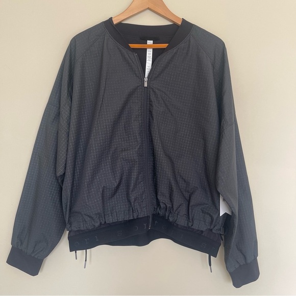 Stori Reflection Jacket 12 Black Reflective Plaid Full Zip Activewear RARE NWT ! - Picture 3 of 8